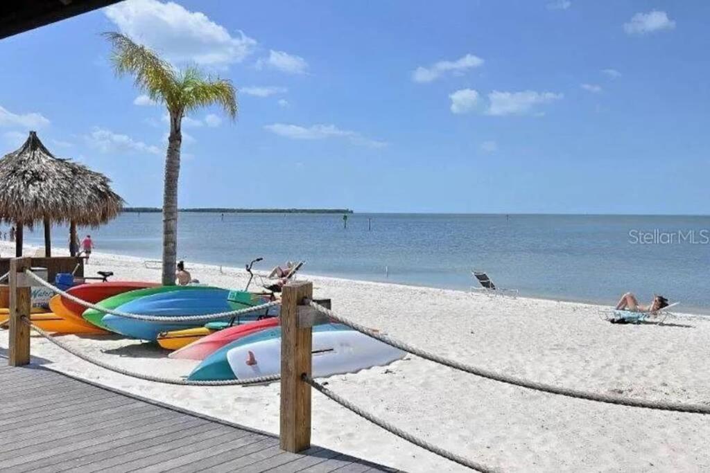 רסקין Manatee, Studio202, Beach Steps Away! Pool+Wifi מראה חיצוני תמונה