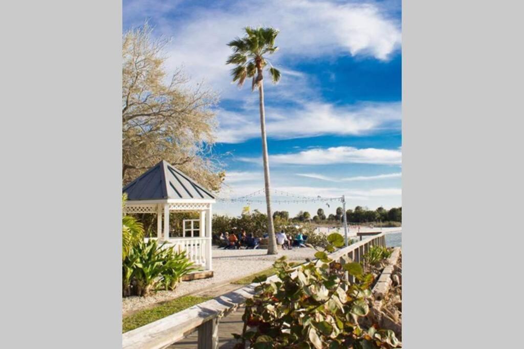 רסקין Manatee, Studio202, Beach Steps Away! Pool+Wifi מראה חיצוני תמונה