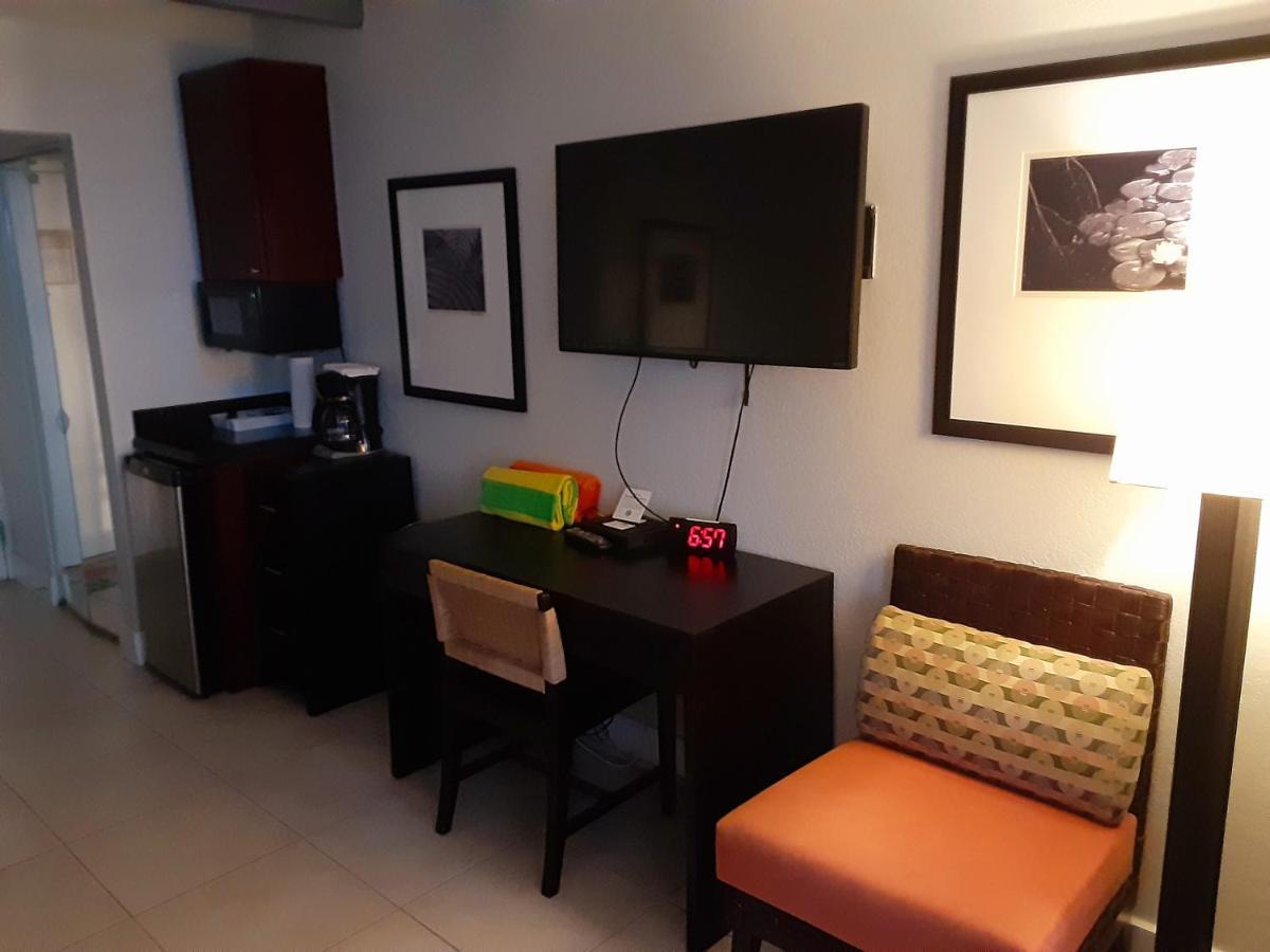 רסקין Manatee, Studio202, Beach Steps Away! Pool+Wifi מראה חיצוני תמונה