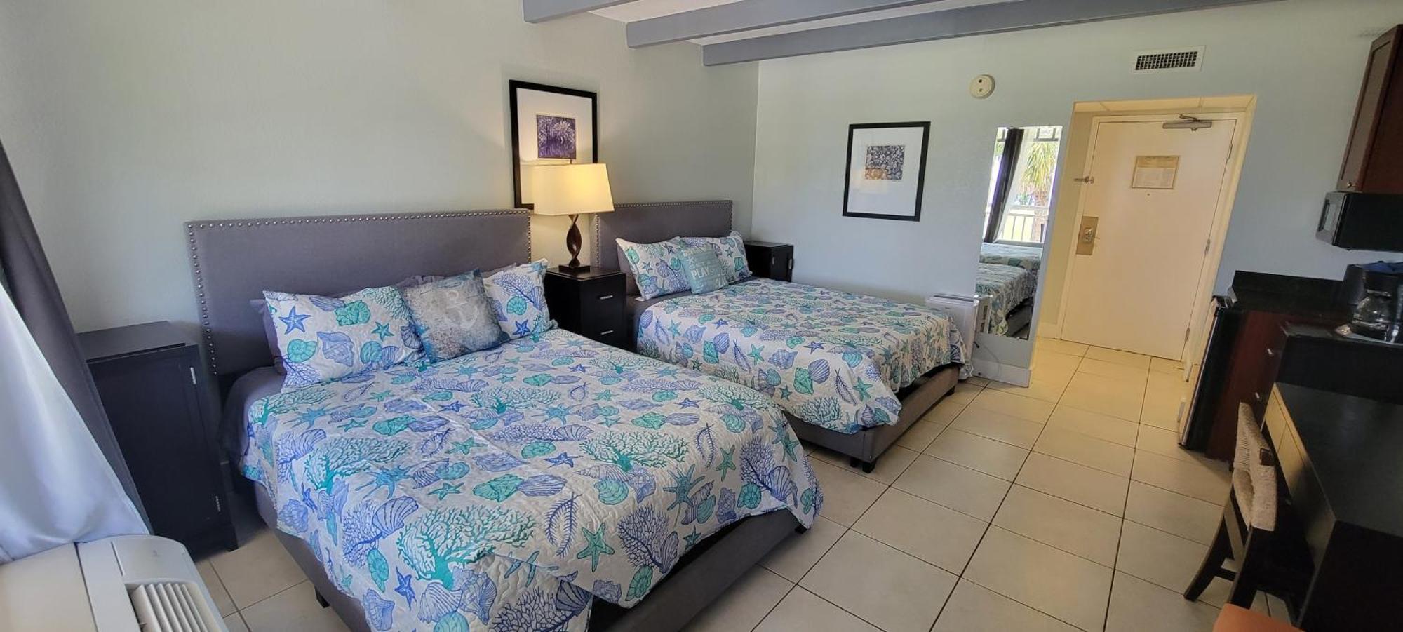 רסקין Manatee, Studio202, Beach Steps Away! Pool+Wifi מראה חיצוני תמונה